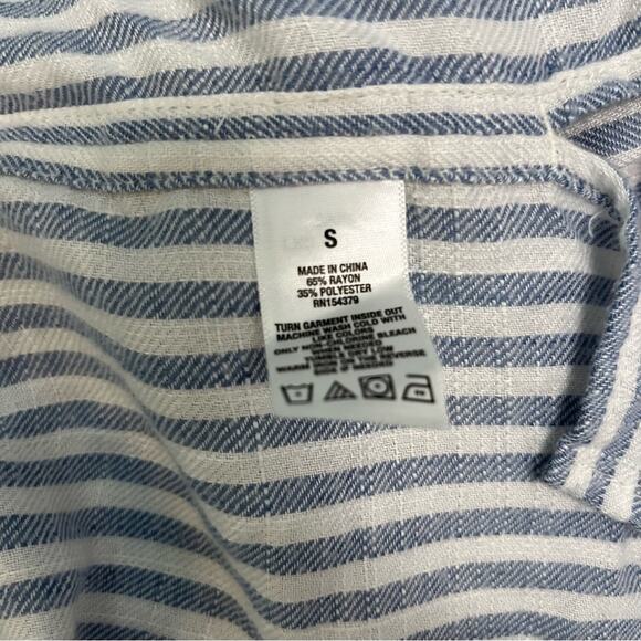 Aeropostale Blue White Striped Cropped Flannel Button down Shirt Size Small - Picture 9 of 9